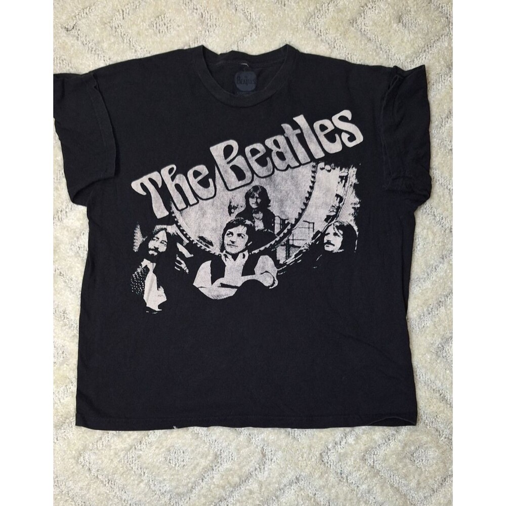 BEATLES 1969 Era Copyright 2011 Band Tee T-Shirt Adult XL Music Band Grunge‎ Y2K
